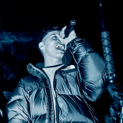 posteo de instagram de james rosello cantando